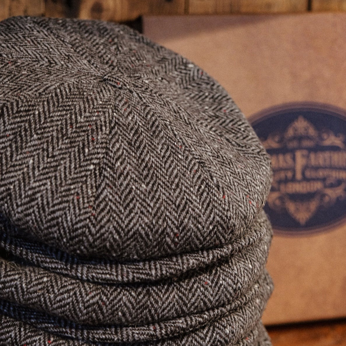Eight-piece brown wool versatile newsboy cap - Image 3